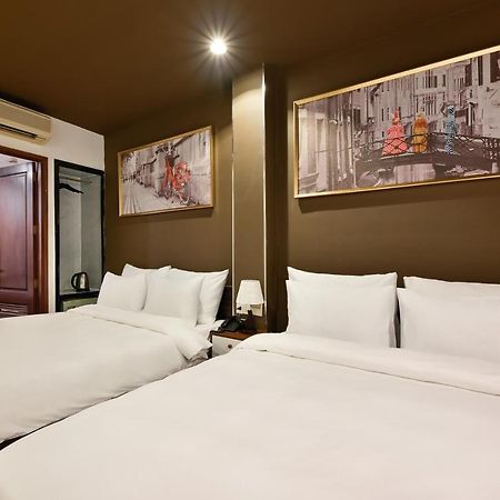 The Noble Swan Hotel New World ホーチミン市 エクステリア 写真