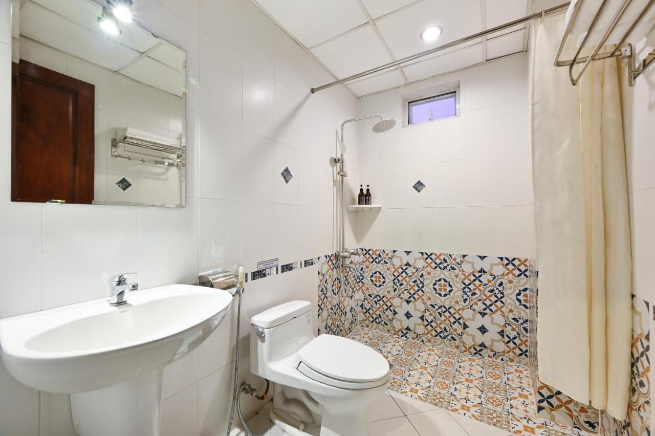 The Noble Swan Hotel New World ホーチミン市 エクステリア 写真